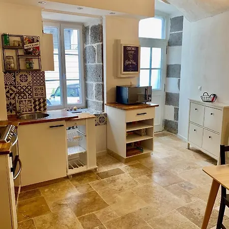 Charme Et Caractere Centre-ville De Clermont-fd * Κλερμόν Φεράν